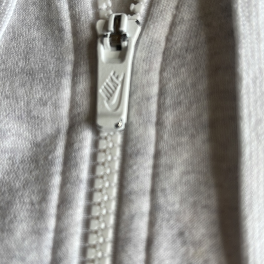 Womens gray zipper hoodie.  XS Nike. - Picture 3 of 7